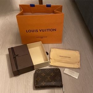Louis Vuitton Zippy Coin Purse